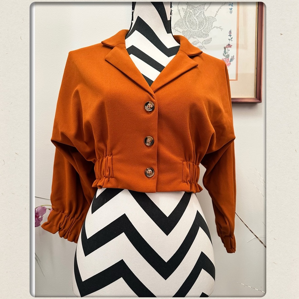 Forever 21 Vibrant Orange Top - Picture 1 of 9